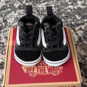 VANS Old Skool Crib shoes size 1 NWT